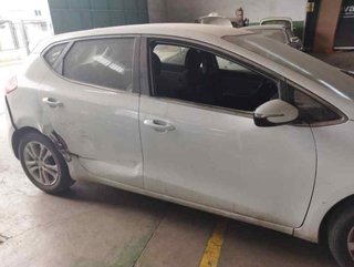 Kia 54651axxxe amortiguador ceed - 1.6 crdi 228364