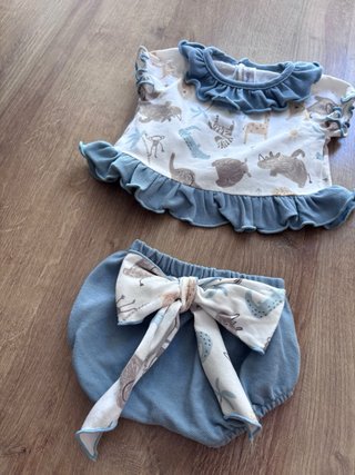 Conjunto 1 mes bebé niña Calamaro estampado safari
