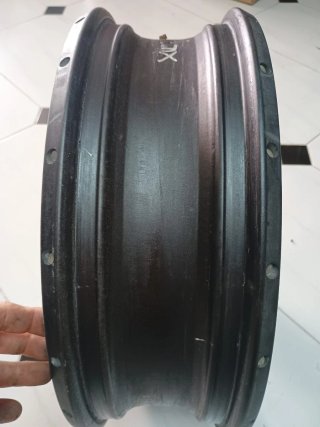 Llanta Trasera Multistrada V4 2024/25