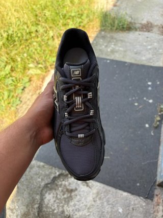 New Balance 740 Scarpe Uomo Nero Grigio