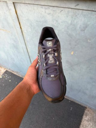 New Balance 740 Scarpe Uomo Nero Grigio