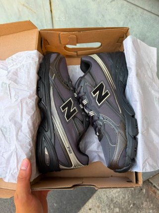 New Balance 740 Scarpe Uomo Nero Grigio