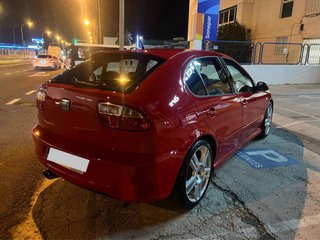 SEAT Leon Cupra R mk1