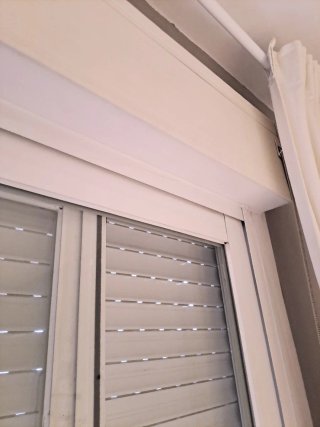 Puertas correderas aluminio con persiana