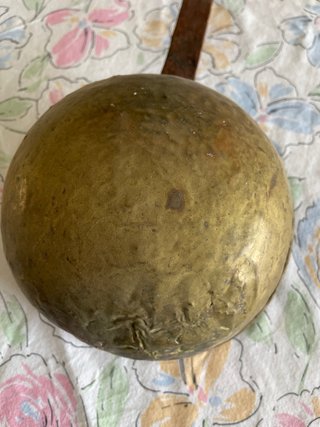Cazo de latón y hierro