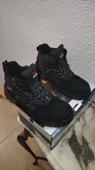 Botas de Seguridad VeinPRO Negras