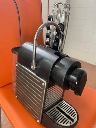 Cafetera Nespresso Krups Negra