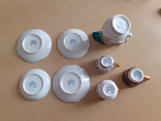 Lote Miniatura Porcelana Decorada Oro