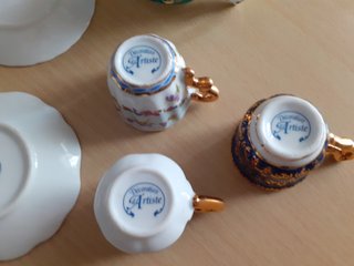 Lote Miniatura Porcelana Decorada Oro