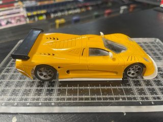 Coche Slot Mosler chasis 3D
