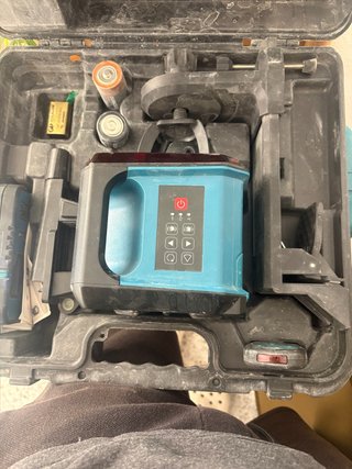Nivel Láser Autonivelante Makita SCR200