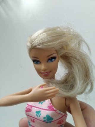Barbie saludos