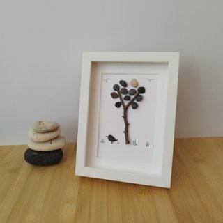 Cuadro Artesanal Árbol y Pájaro | Pebble Art