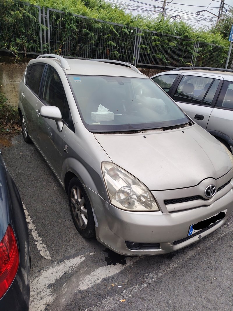 Toyota Corolla verso 2004 se vende para despiece - foto 1