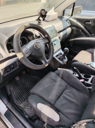 Toyota Corolla verso 2004 se vende para despiece