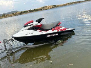 Sea-Doo RXP 215 moto acuática