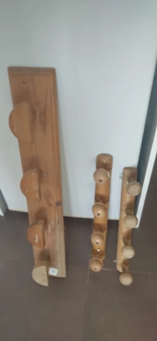 Percheros de madera rústicos