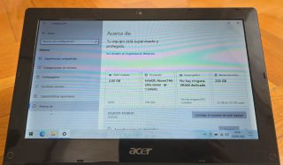 Acer Aspire One Intel Atom 2GB RAM 250GB Win10