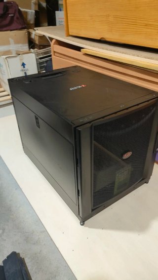 Gabinete Servidor APC Independiente 740513971