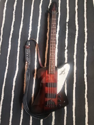 Bajo Epiphone Thunderbird IV 2008