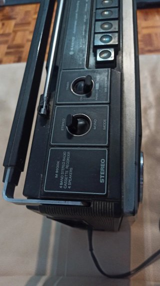 Radio Cassette Sanyo M9930K 4 altavoces