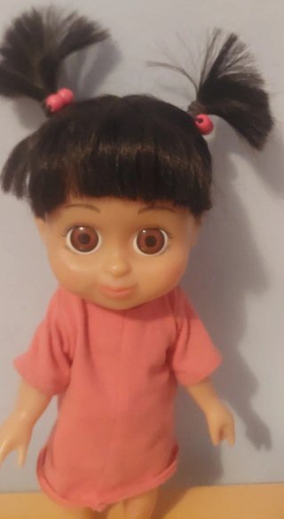 Muñeca Boo Monstruos S.A. Habla y canta