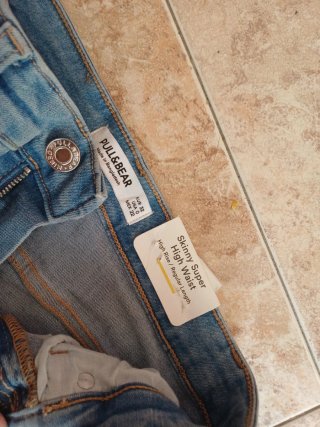 Vaqueros Pull & Bear High Waist Talla 32 NUEVOS