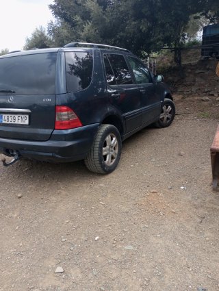 Mercedes-Benz ML 2004