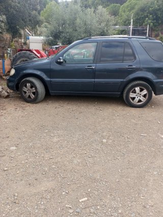 Mercedes-Benz ML 2004