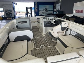 CHAPARRAL 230 SUN COAST