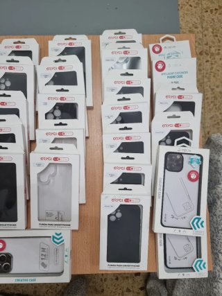 Lote Fundas y Protectores iPhone/Samsung