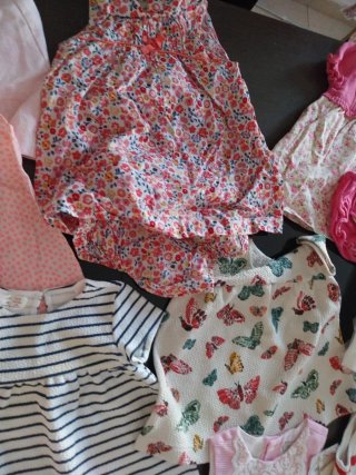 Lote 16 vestidos bebé niña 3-6m y zapatitos.