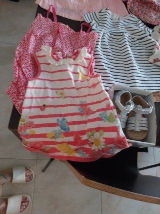 Lote 16 vestidos bebé niña 3-6m y zapatitos.