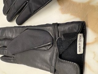 Guantes Burberry Piel y Tela Negros Como nuevos .