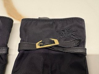Guantes Burberry Piel y Tela Negros Como nuevos .