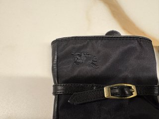 Guantes Burberry Piel y Tela Negros Como nuevos .