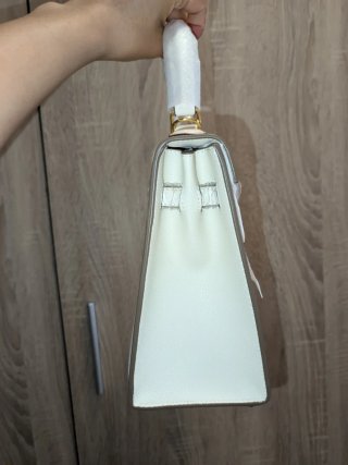 Bolso de verano beige
