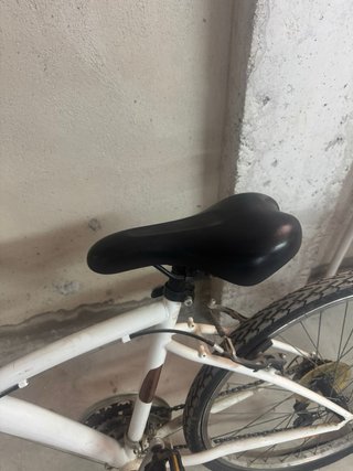 Bicicleta Blanca BTWIN