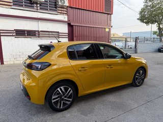 Peugeot 208 2022