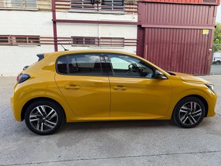 Peugeot 208 2022