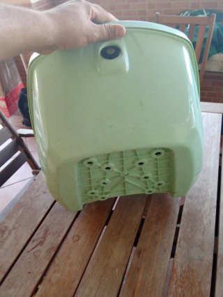 Baúl Moto universal tipo vespa