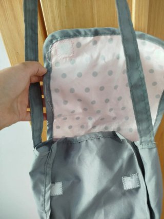 Cuna de juguete para bebé y accesorios