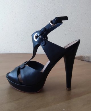 Sandalias UTERQUE Azul marino