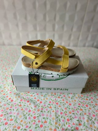 Sandalias Panamá Jack Selma B13 Amarillas