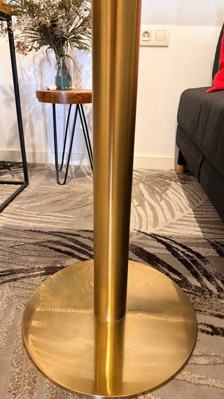 Mesa Mármol Pie Dorado