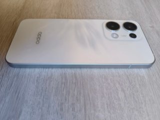 Oppo Reno 13 5G 256GB 12GB RAM