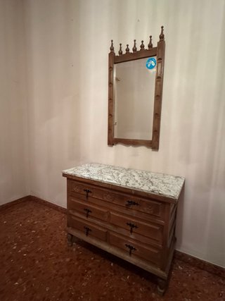 Dormitorio madera tallada antiguo