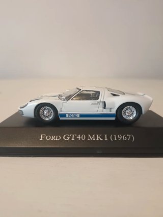 Coche Ford GT40 MK I 1967 1:43
