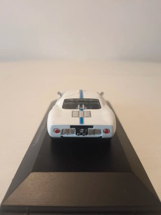 Coche Ford GT40 MK I 1967 1:43