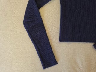 Top Brookville azul marino manga larga